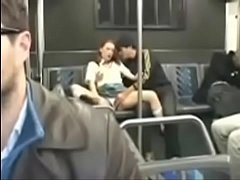 คลิปxxxเด็ด ไอ้โรคจิตตามแอบถ่ายใต้กระโปรงสาวสวยอ๊อฟฟิตตามสถานีรถไฟฟ้าเอานิ้วแหย่หีคุ้มเลยได้หลายคน